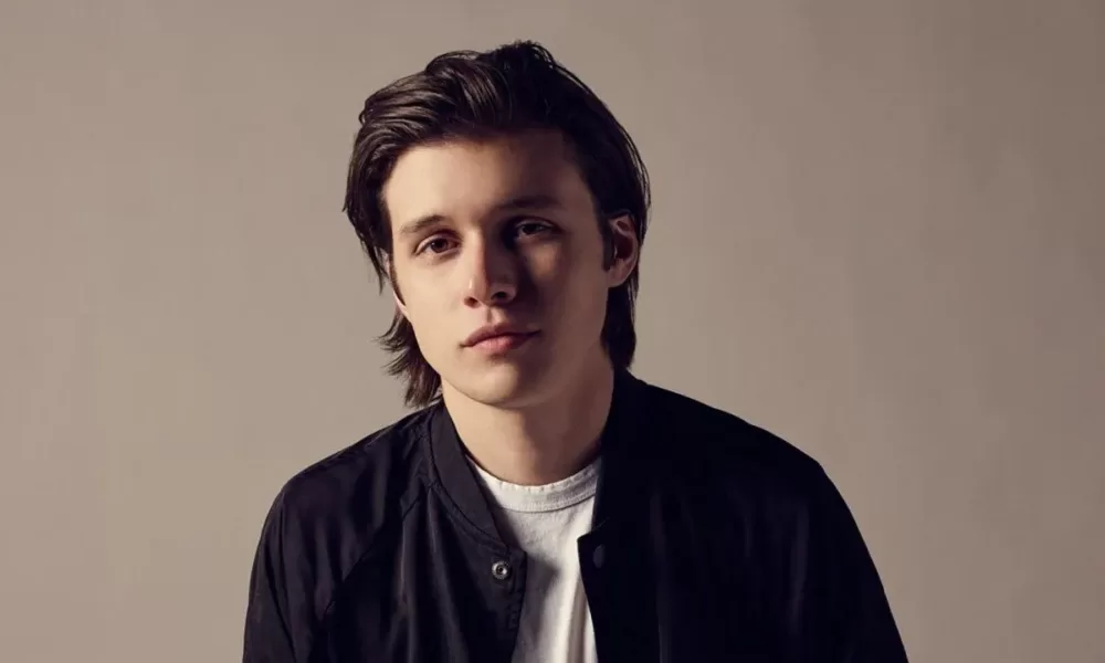 Nick Robinson Movies And TV Shows: Age, Girlfriend, Family, Height, And Biography